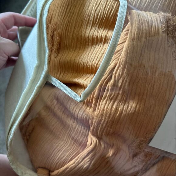 Threshold Twin XL gold comforter with 1 sham - NEW - Picture 5 of 6